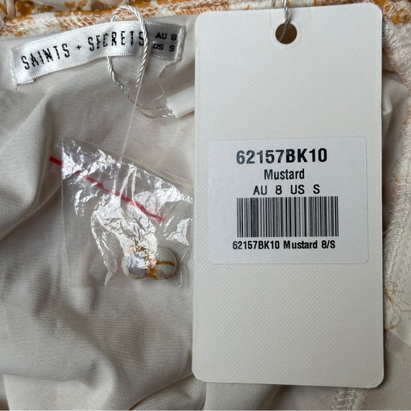 Saints + Secrets Mustard Floral Chiffon Ruffle Dress Size Small NWT - Picture 9 of 15